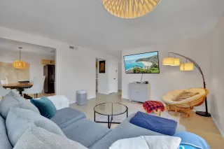 Photo #3: 250028608 Listing