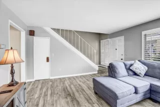 Photo #5: 250028610 Listing