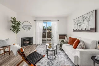 Photo #2: 250028681 Listing