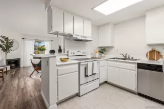 Photo #6: 250028681 Listing