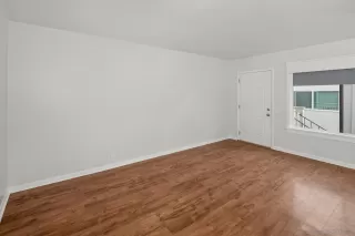 Photo #5: 250028686 Listing