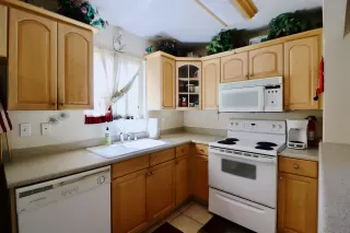 Photo #3: 250028708 Listing