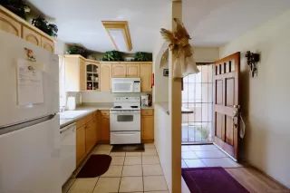 Photo #5: 250028708 Listing