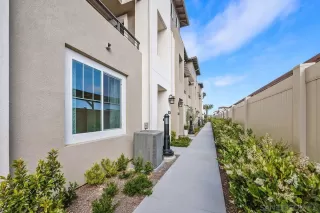 Photo #1: 250028737 Listing