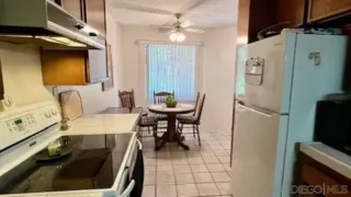 Photo #5: 250028769 Listing