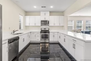 Photo #4: 250028790 Listing