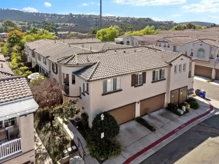 More Details about MLS # 250028833 : 10860 IVY HILL DR UNIT 1