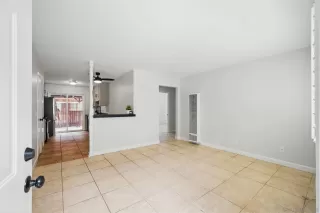 Photo #1: 250028863 Listing