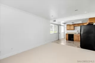 Photo #3: 250028888 Listing 