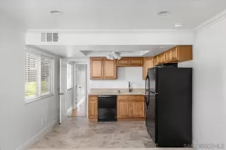 Photo #5: 250028888 Listing 