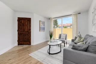 Photo #2: 250028925 Listing 