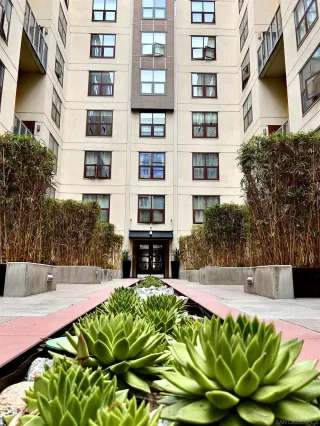 Photo #2: 250028972 Listing 