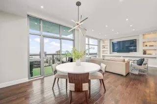 Photo #5: 250029049 Listing