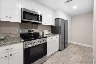 Photo #1: 250029057 Listing