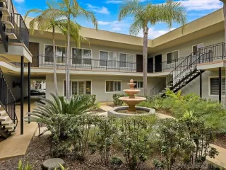 Photo #2: 250029070 Listing 