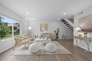 Photo #4: 250029075 Listing