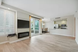 Photo #3: 250029085 Listing