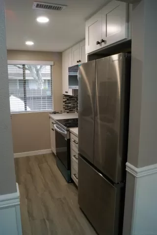 Photo #3: 250029144 Listing
