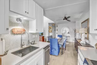 Photo #6: 250029161 Listing