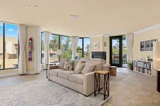 Photo #1: 250029194 Listing 