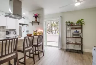 Photo #5: 250029236 Listing