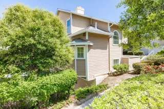 Photo #3: 250029245 Listing