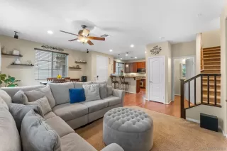 Photo #5: 250029267 Listing