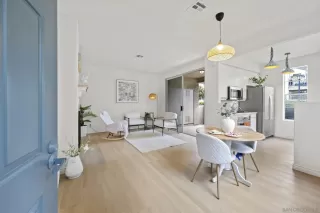 Photo #3: 250029287 Listing