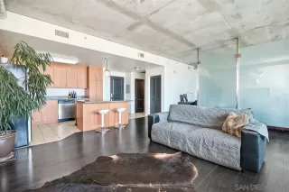 Photo #1: 250029296 Listing 