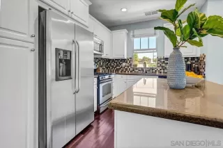 Photo #2: 250029305 Listing 