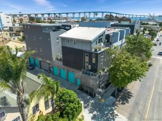 Photo #1: 250029367 Listing