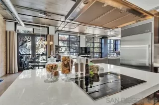 Photo #4: 250029381 Listing 