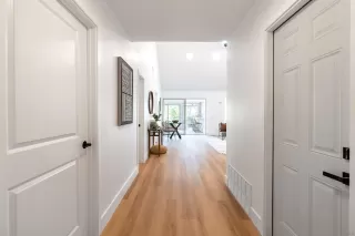 Photo #4: 250029445 Listing