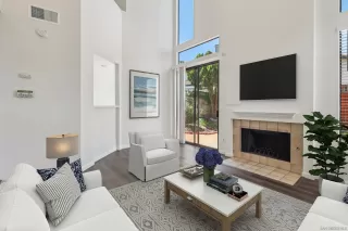 Photo #2: 250029452 Listing