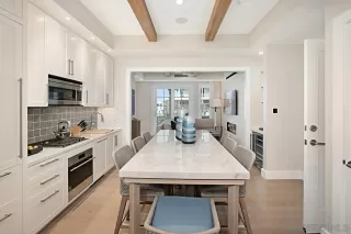 Photo #2: 250029475 Listing