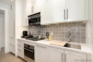 Photo #5: 250029475 Listing