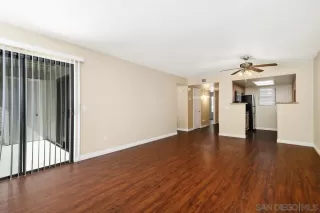 Photo #5: 250029518 Listing