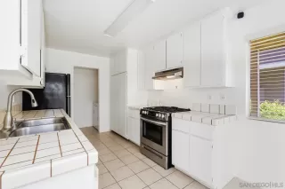 Photo #1: 250029525 Listing 