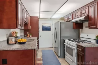 Photo #5: 250029534 Listing