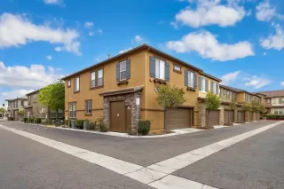 Photo #2: 250029630 Listing