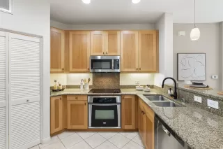 Photo #5: 250029639 Listing