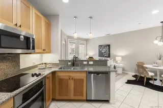 Photo #6: 250029639 Listing