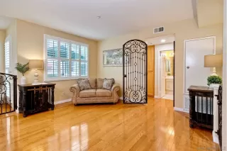 Photo #3: 250029654 Listing