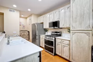 Photo #4: 250029654 Listing
