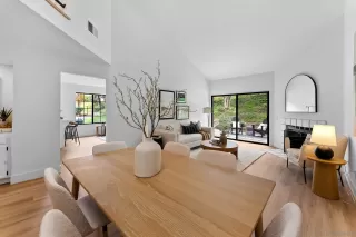 Photo #5: 250029701 Listing 