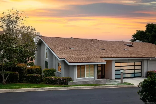 MLS: 250029738 Condo For Sale