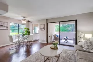 Photo #5: 250029787 Listing