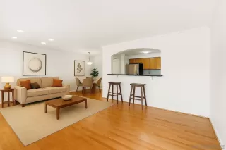 Photo #4: 250029838 Listing