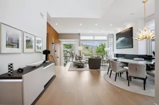 Photo #4: 250029846 Listing