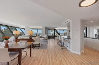 More Details about MLS # 250029860 : 230 W LAUREL ST UNIT 404